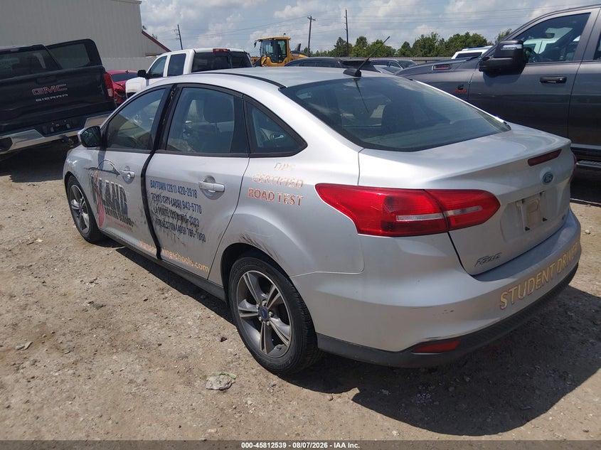 Vin: 1fadp3f29jl269093, lot: 46311385, ford focus se 20183