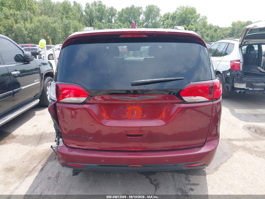 CHRYSLER PACIFICA - zdjęcie 17