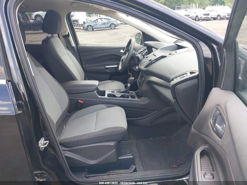 2017 FORD ESCAPE auction photo 5