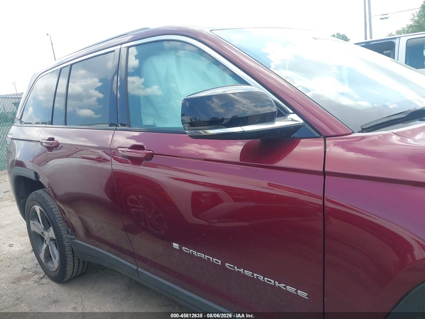 JEEP GRAND CHEROKEE - zdjęcie 13