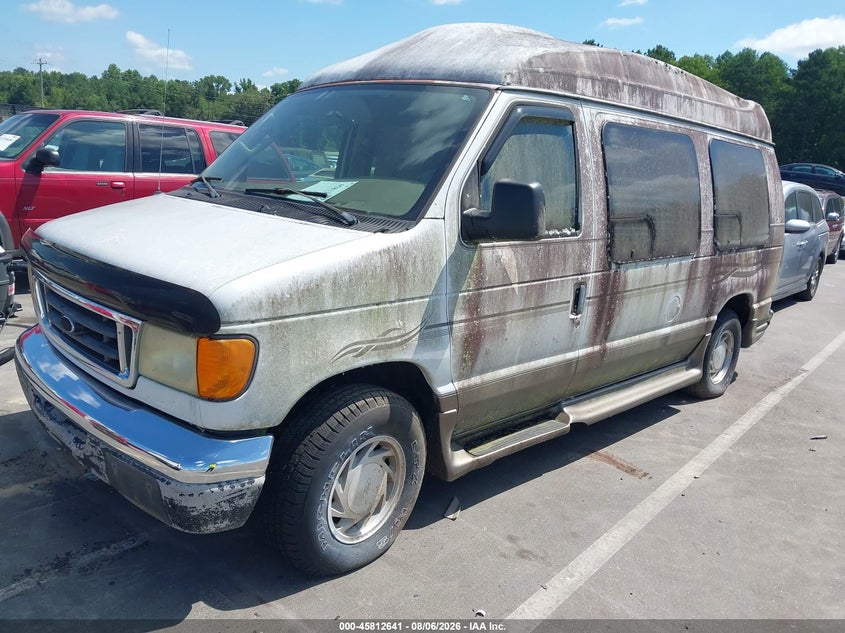 2003 FORD E-150 auction photo 2