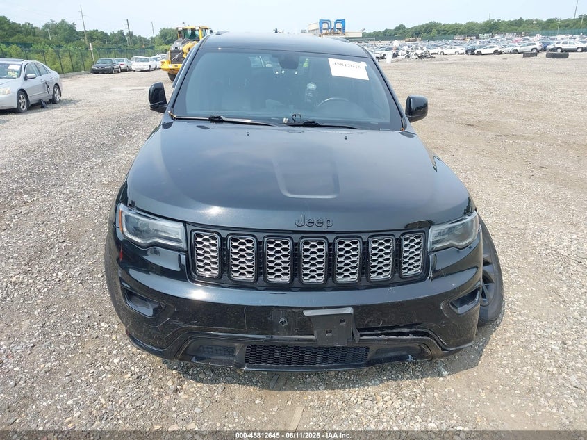 JEEP GRAND CHEROKEE - zdjęcie 12