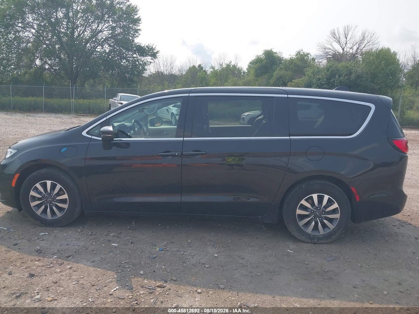 CHRYSLER PACIFICA HYBRID - zdjęcie 14