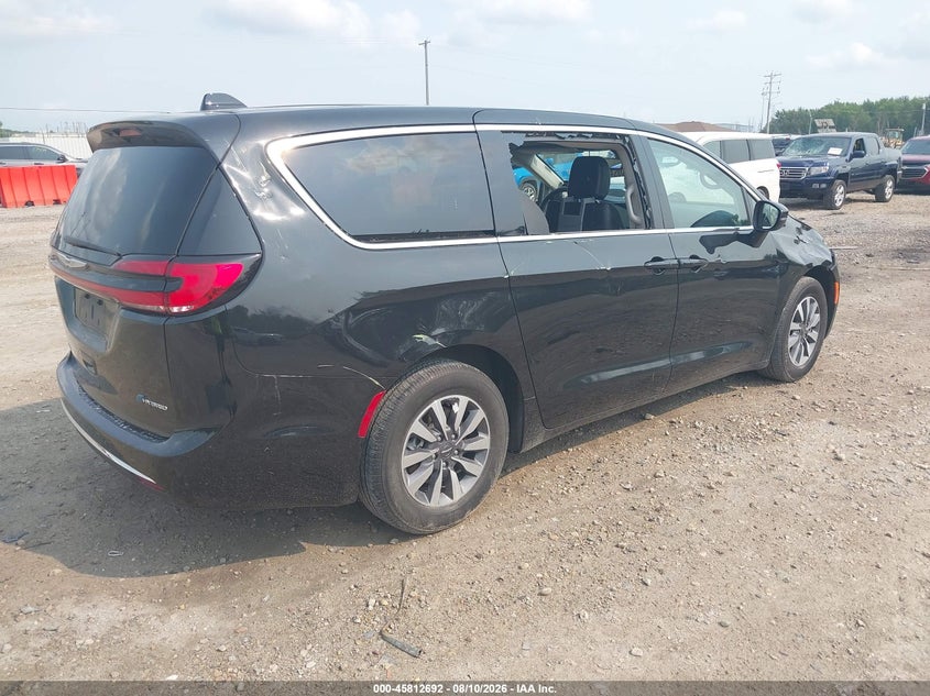 2023 CHRYSLER PACIFICA HYBRID auction photo 4