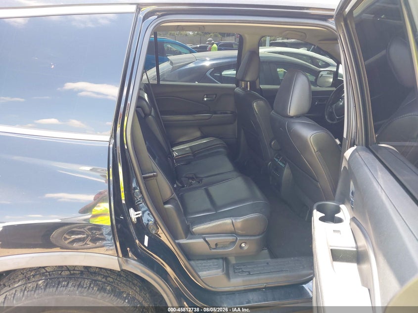 2016 HONDA PILOT auction photo 8