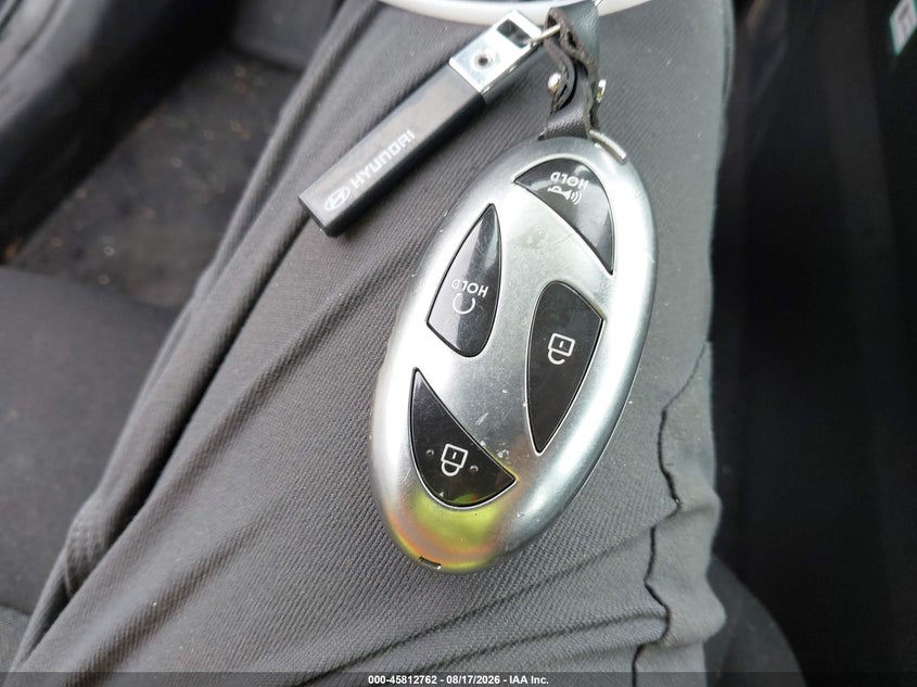 2025 HYUNDAI SONATA SE · Фото 11