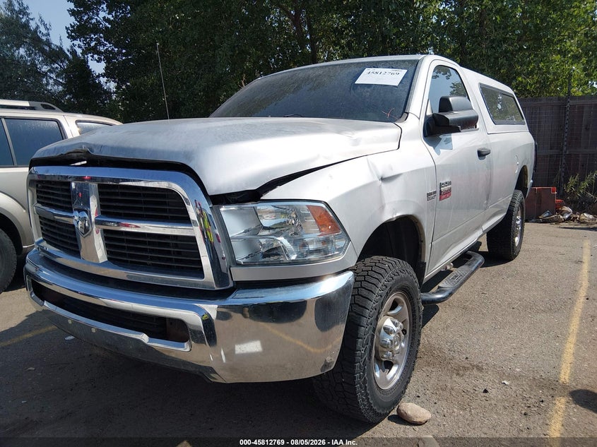 Vin: 3c6ld5at8cg324568, lot: 46311615, ram 2500 st 20122