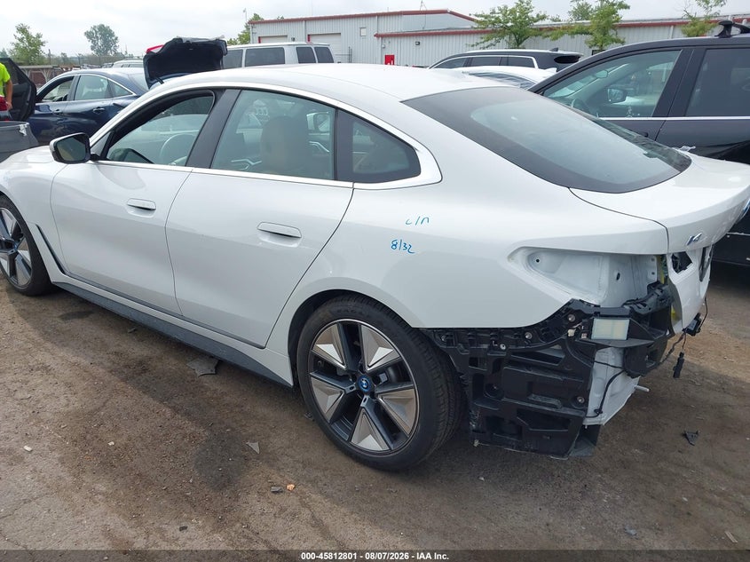 Vin: wby83fb06rft32527, lot: 46311647, bmw i4 gran coupe xdrive40 20243