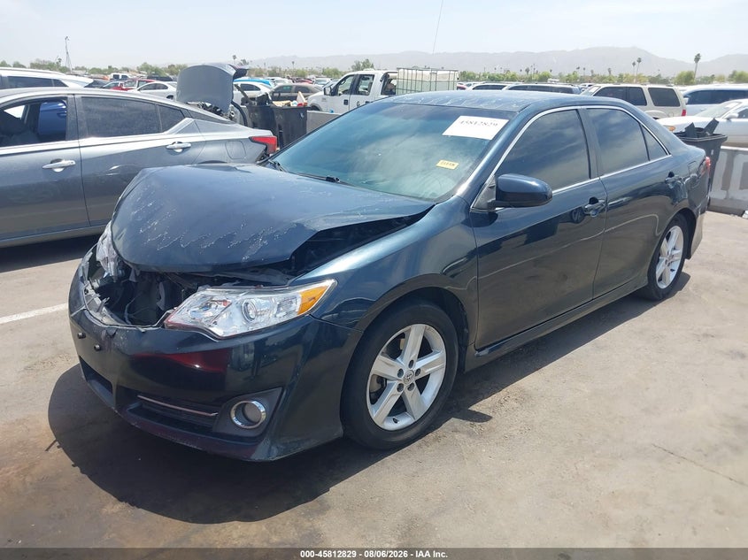 Vin: 4t1bf1fk3eu429764, lot: 46311675, toyota camry se 20142