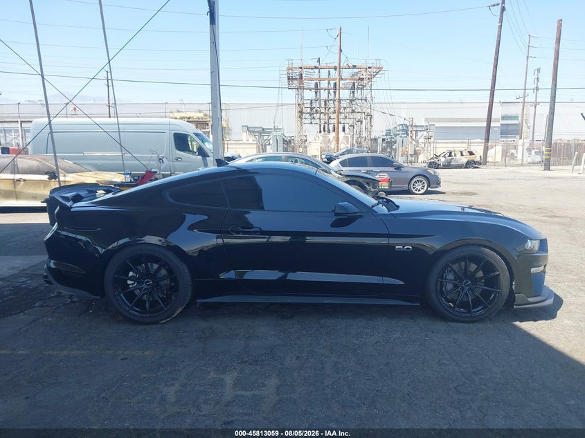 FORD MUSTANG - zdjęcie 13