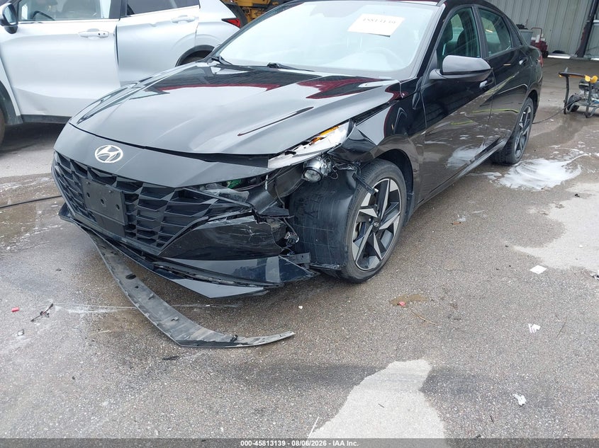 2023 HYUNDAI ELANTRA auction photo 6