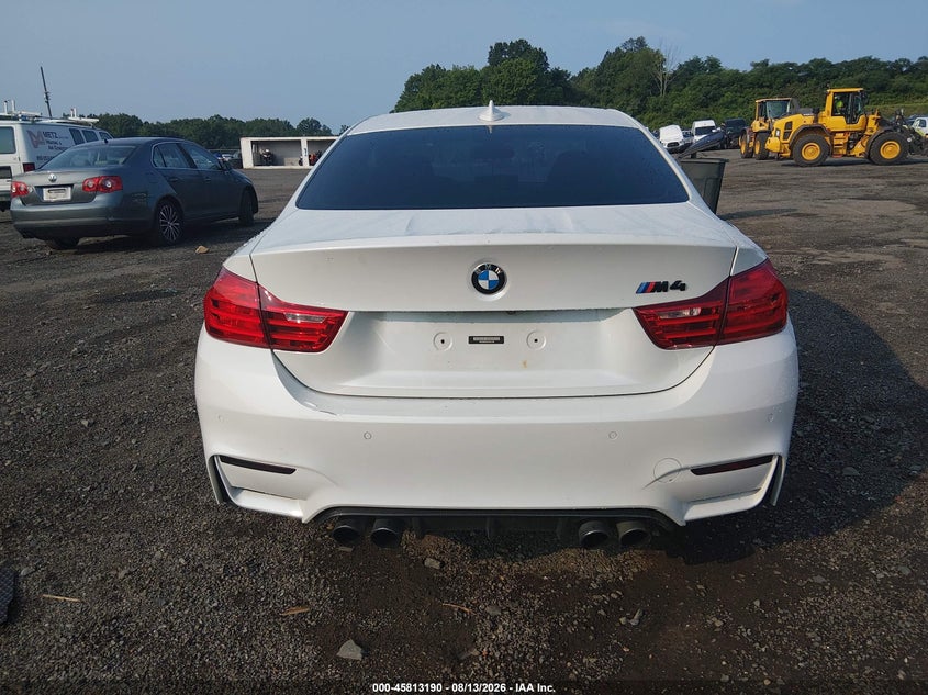 BMW M4 2015 VIN WBS3R9C52FK331196