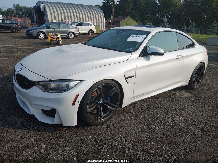 2015 BMW M4, Правый бок, IAAI, VIN WBS3R9C52FK331196 — фото 2