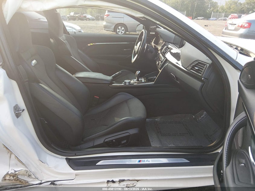 BMW M4 2015 VIN WBS3R9C52FK331196
