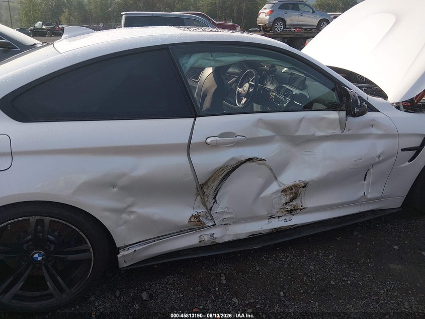 BMW M4 2015 VIN WBS3R9C52FK331196