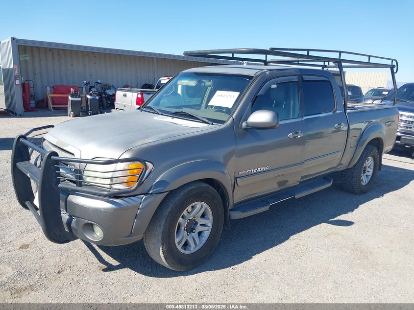 2004 TOYOTA TUNDRA auction photo 2