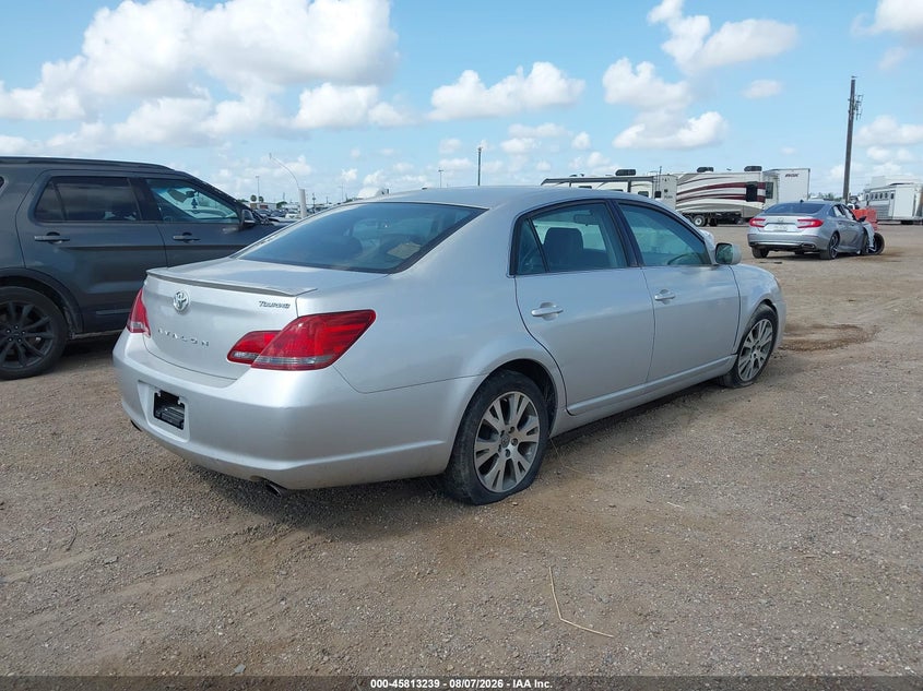 2008 TOYOTA AVALON auction photo 4