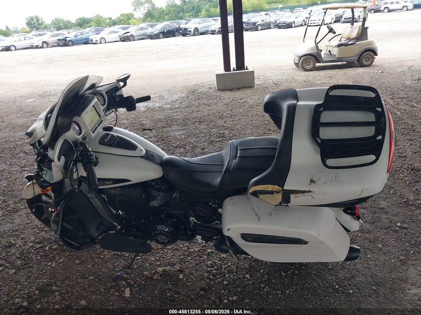 INDIAN ROADMASTER 2021