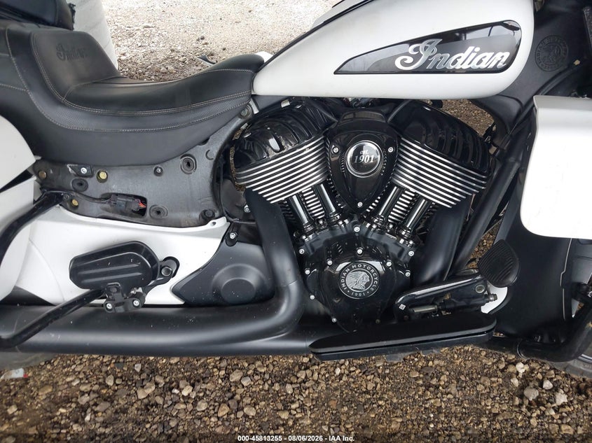 INDIAN ROADMASTER 2021