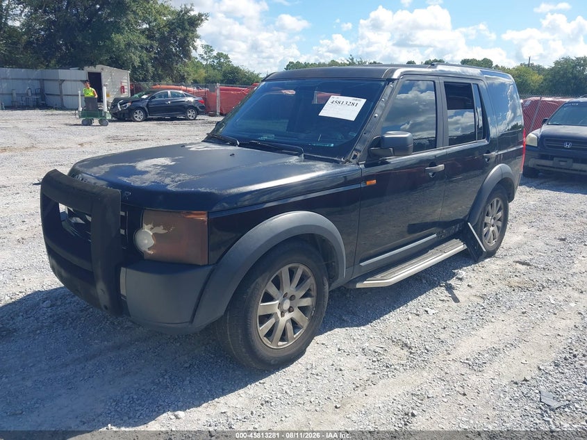 2005 LAND ROVER LR3 auction photo 2