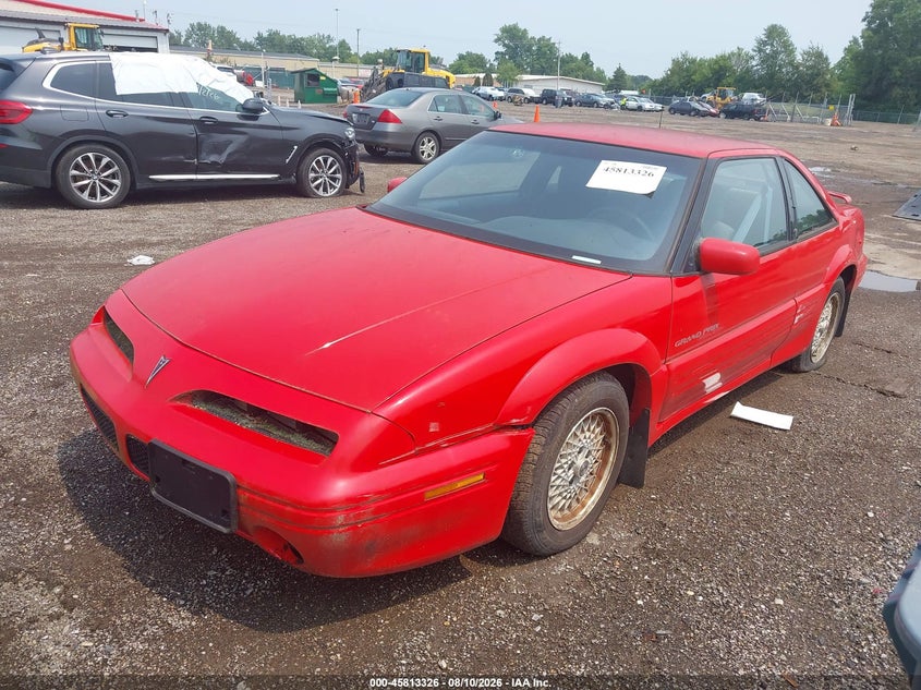 1996 PONTIAC GRAND PRIX auction photo 2