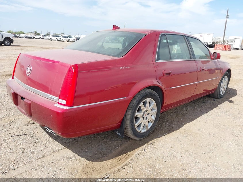 CADILLAC DTS 2011 VIN 1G6KH5E62BU118335