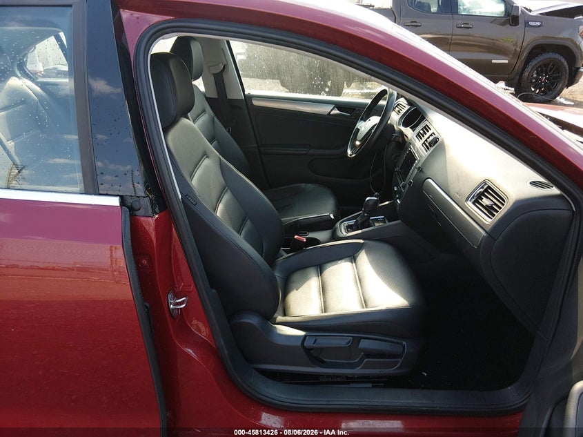 2017 VOLKSWAGEN JETTA auction photo 5