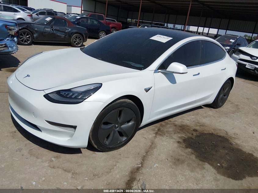 2019 Tesla Model 3, Правый зад, IAAI, VIN 5YJ3E1EB4KF511830 — фото 2