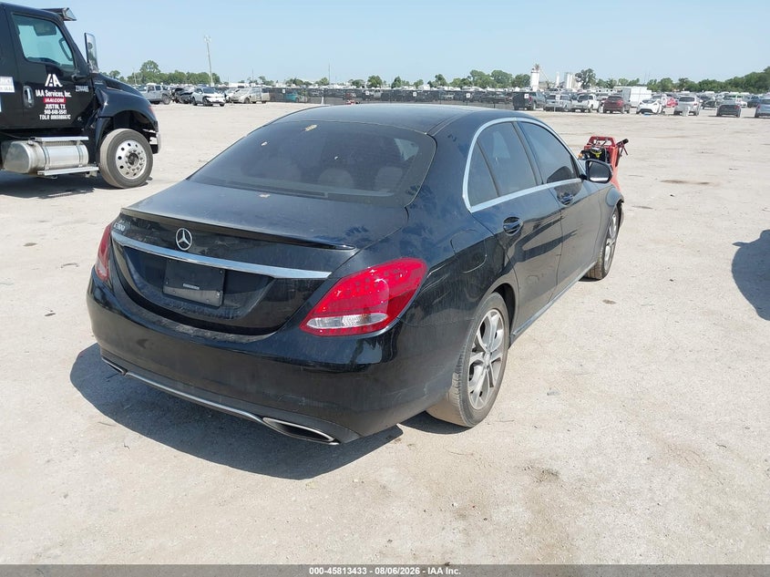 Vin: 55swf4jb3hu196799, lot: 46312279, mercedes-benz c 300 20174