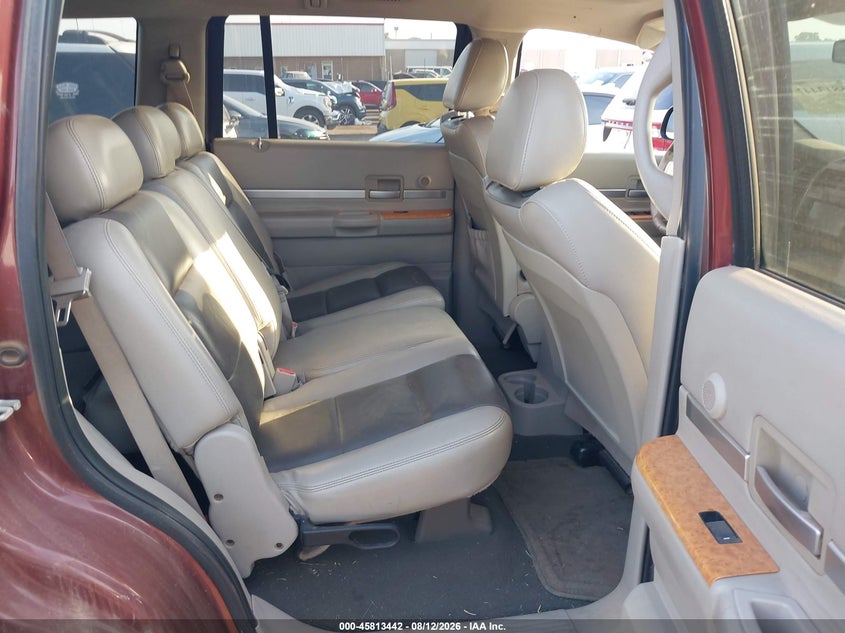 2008 CHRYSLER ASPEN auction photo 8