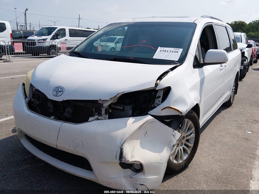 Vin: 5tdyk3dc4ds351371, lot: 46312294, toyota sienna xle v6 8 passenger 20132