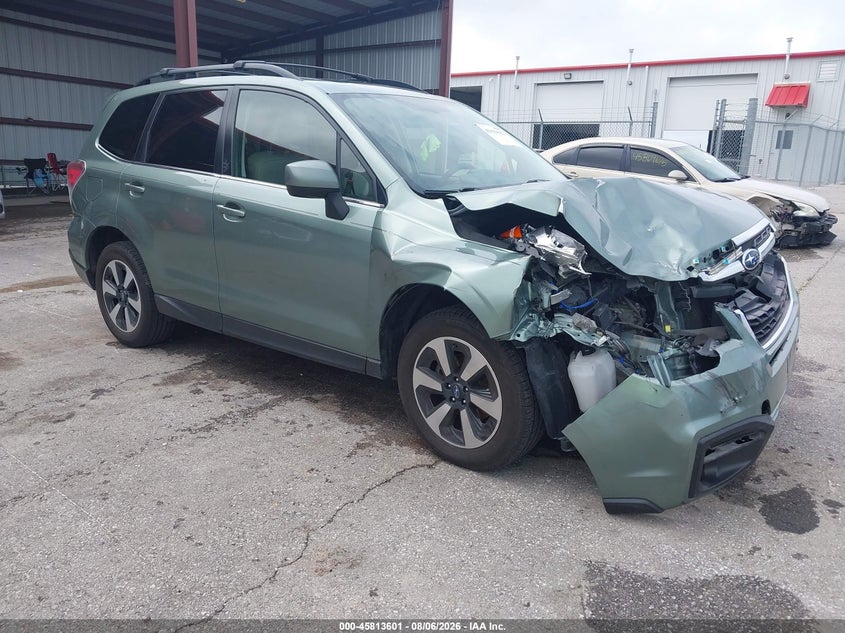 2017 SUBARU FORESTER auction photo 1