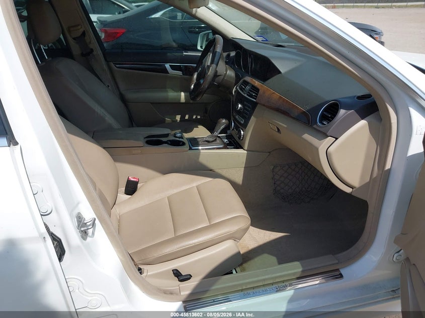 Фото 5 - MERCEDES-BENZ C 250