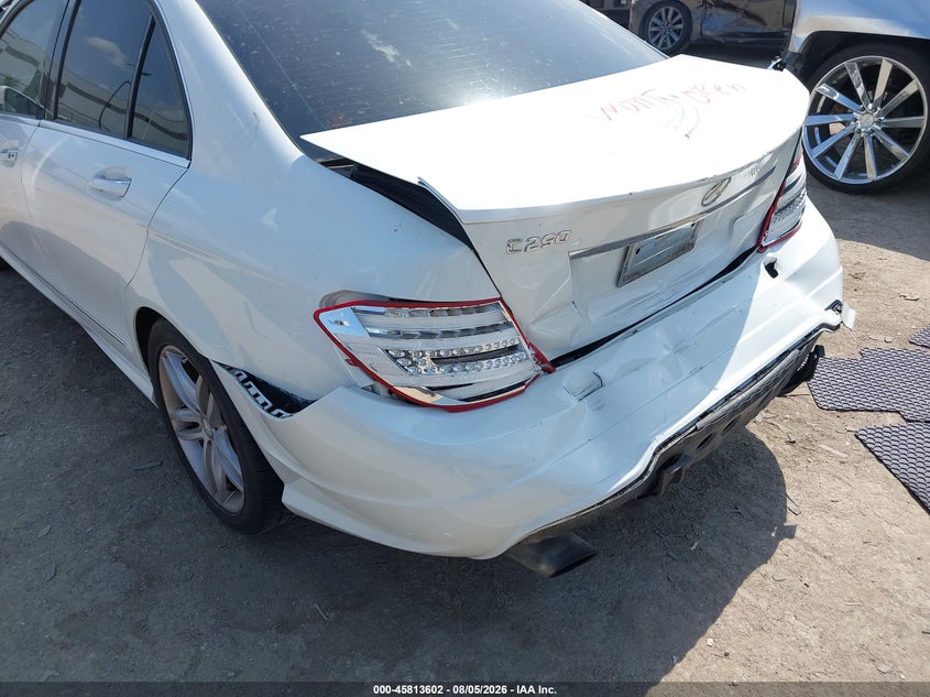 MERCEDES-BENZ C 250 2013 VIN WDDGF4HB8DA768115