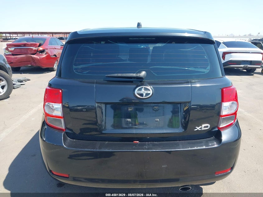 2012 SCION XD · Фото 16