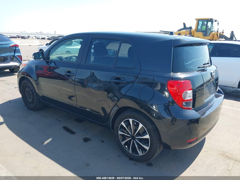 2012 SCION XD · Фото 6