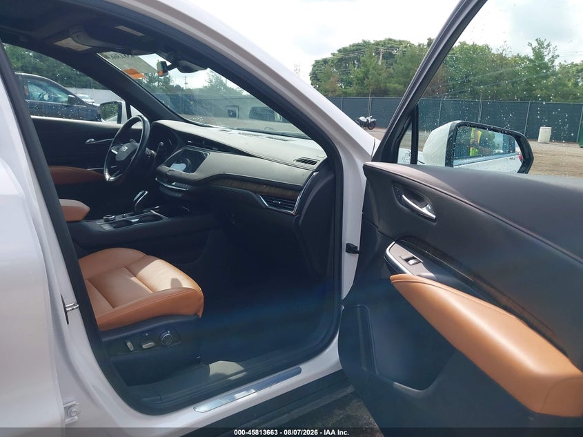2021 CADILLAC XT4 auction photo 5