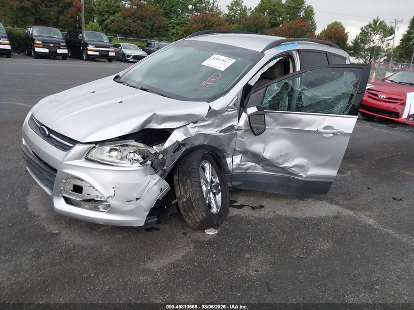 Vin: 1fmcu0gx4guc18977, lot: 46312514, ford escape se 20162