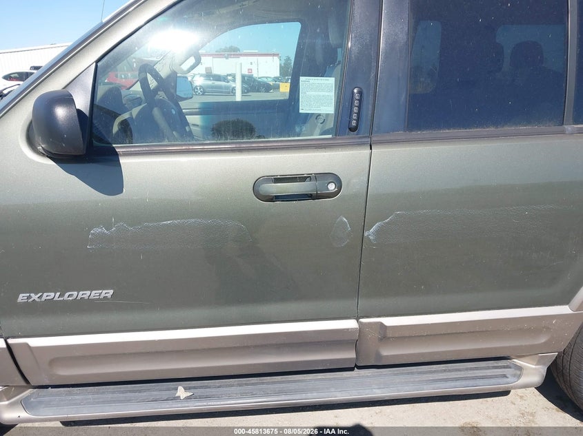 2004 FORD EXPLORER auction photo 6