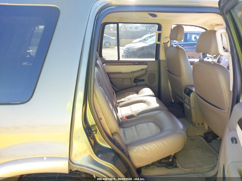 2004 FORD EXPLORER auction photo 8