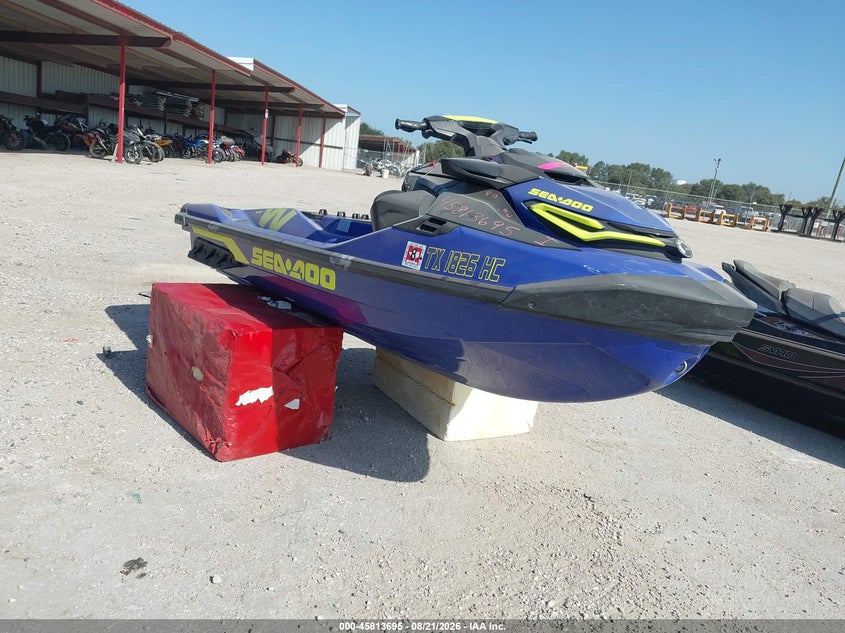 2020 SEADOO WAKE PRO 230 auction photo 1