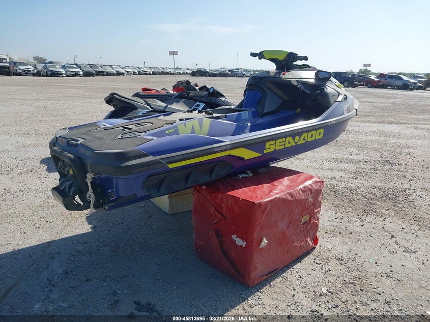 2020 SEADOO WAKE PRO 230 auction photo 4