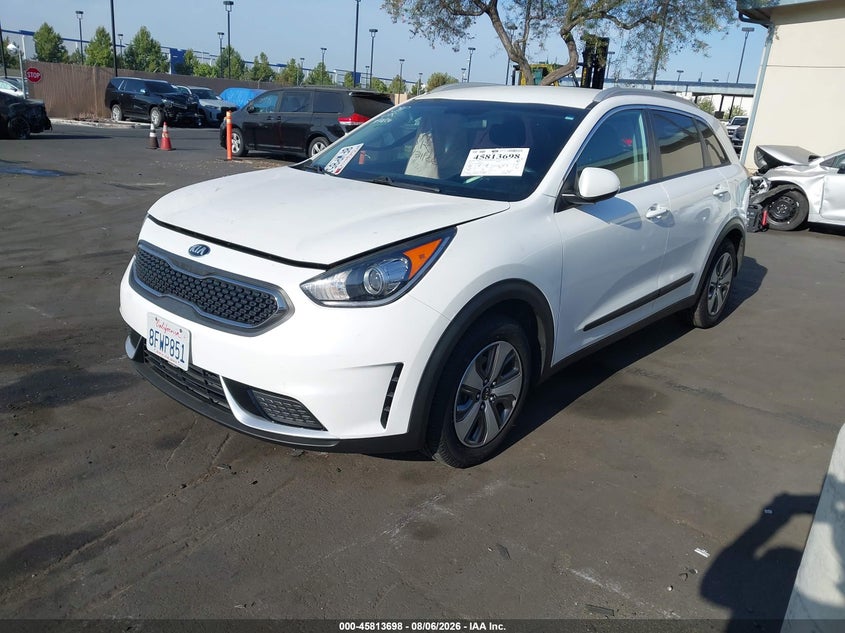 Vin: kndcb3lc8j5210932, lot: 46312544, kia niro lx 20182