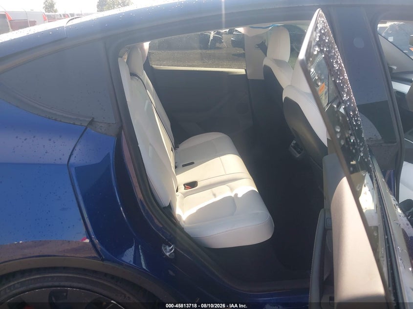 TESLA MODEL Y 2023 VIN 7SAYGDEF8PF836642