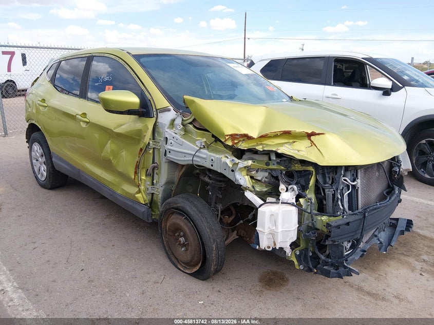 2017 NISSAN ROGUE SPORT auction photo 1