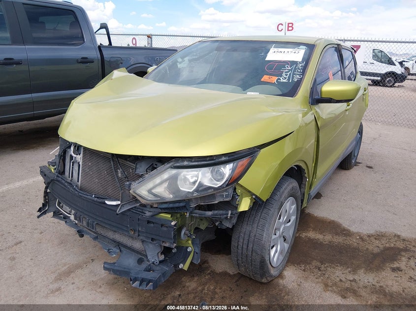 2017 NISSAN ROGUE SPORT auction photo 2