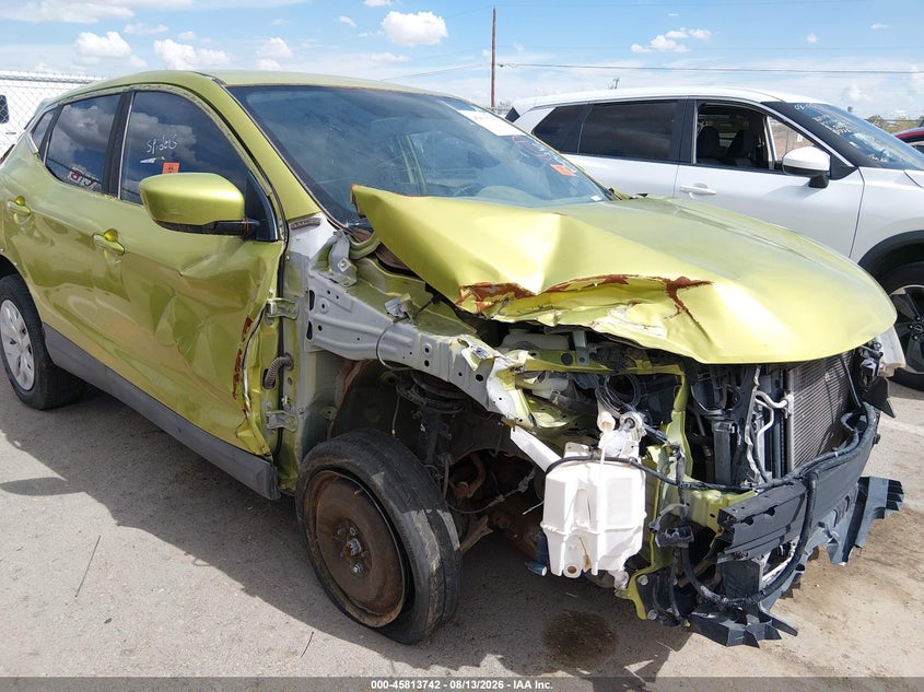 2017 NISSAN ROGUE SPORT auction photo 6
