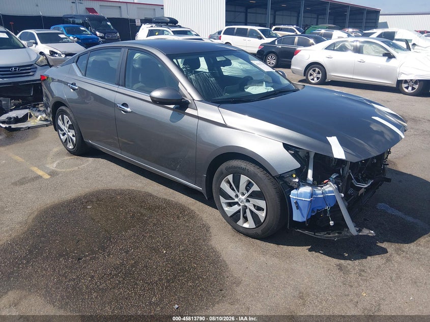 2019 NISSAN ALTIMA auction photo 1