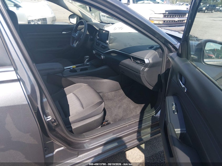 2019 NISSAN ALTIMA auction photo 5