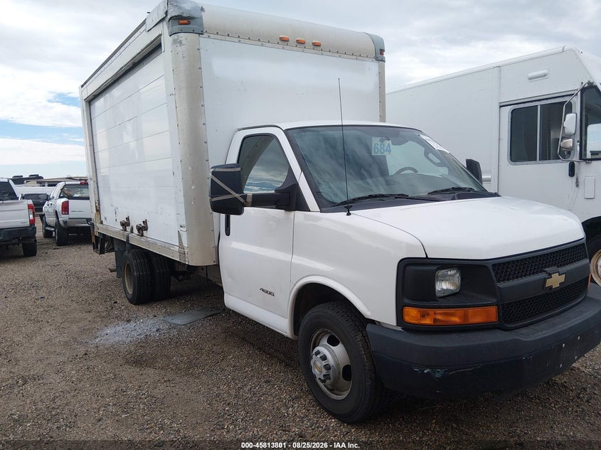 2016 CHEVROLET EXPRESS CUTAWAY auction photo 1